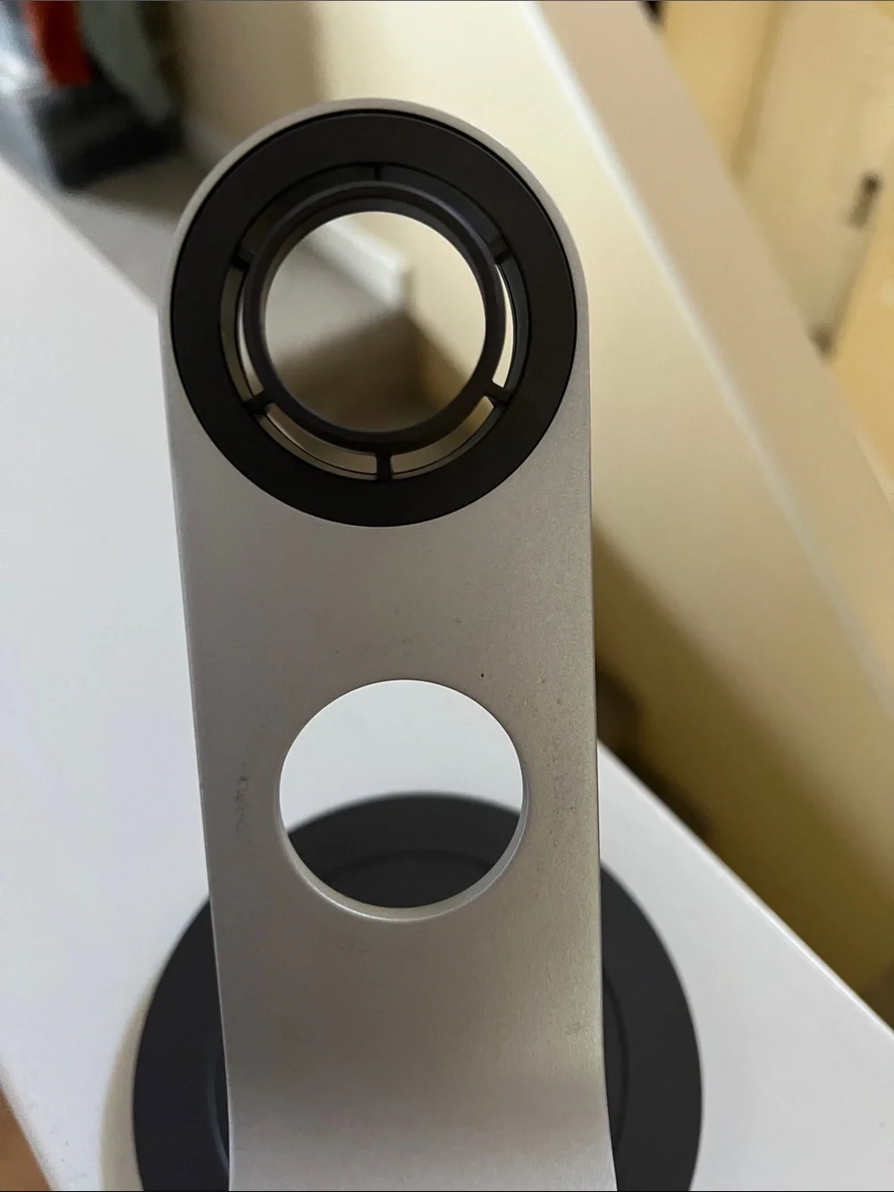 Dyson Silver and Black VR Accessory Stand